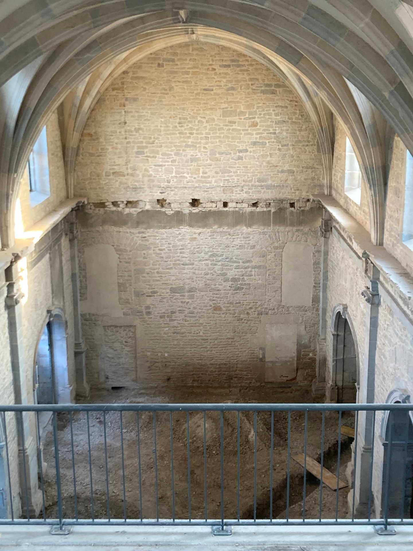 Nef en cours de restauration